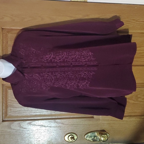 Dress Barn Women's Vintage Burgandy Embroidered Long Sleeve Button Up Blouse - Picture 1 of 10